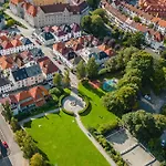 Apartment Moderne Med Sjoglott Og Balkong Bergen