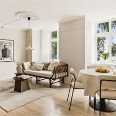 Modern Apartment With Balcony, Bergen Apartman Bergen