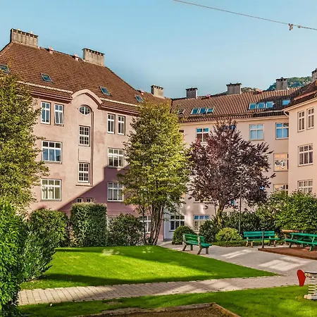 Modern Apartment With Balcony, Bergen Bergen